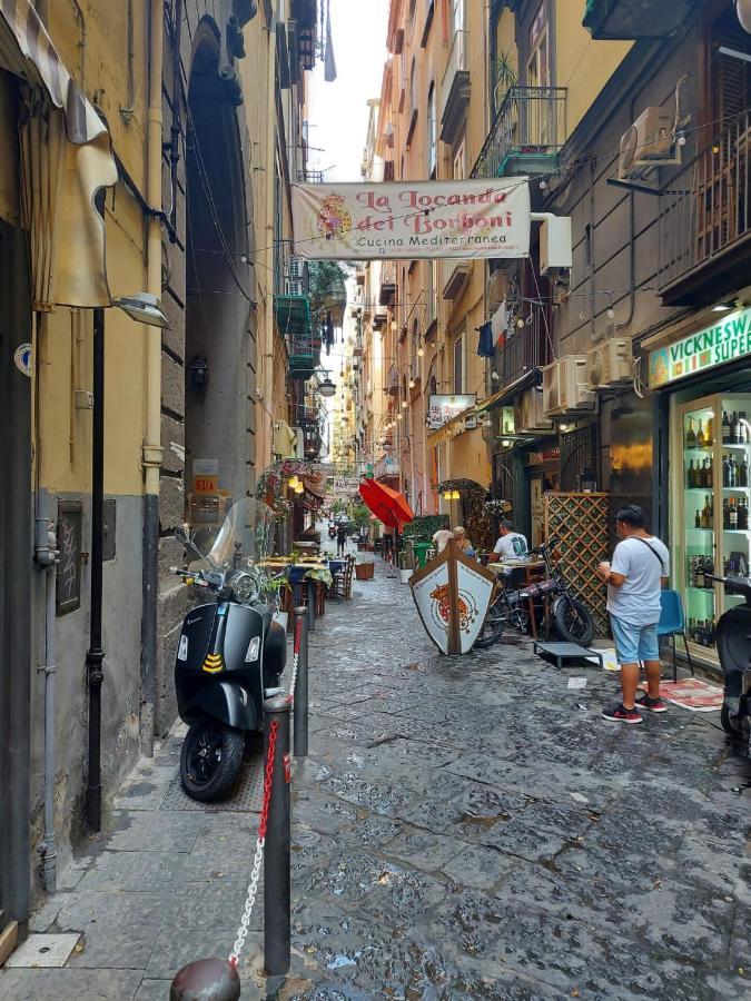 House Vico Lungo A Toledo Panzió Nápoly Kültér fotó