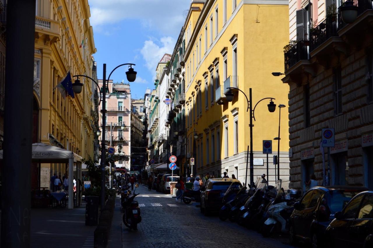 House Vico Lungo A Toledo Panzió Nápoly Kültér fotó