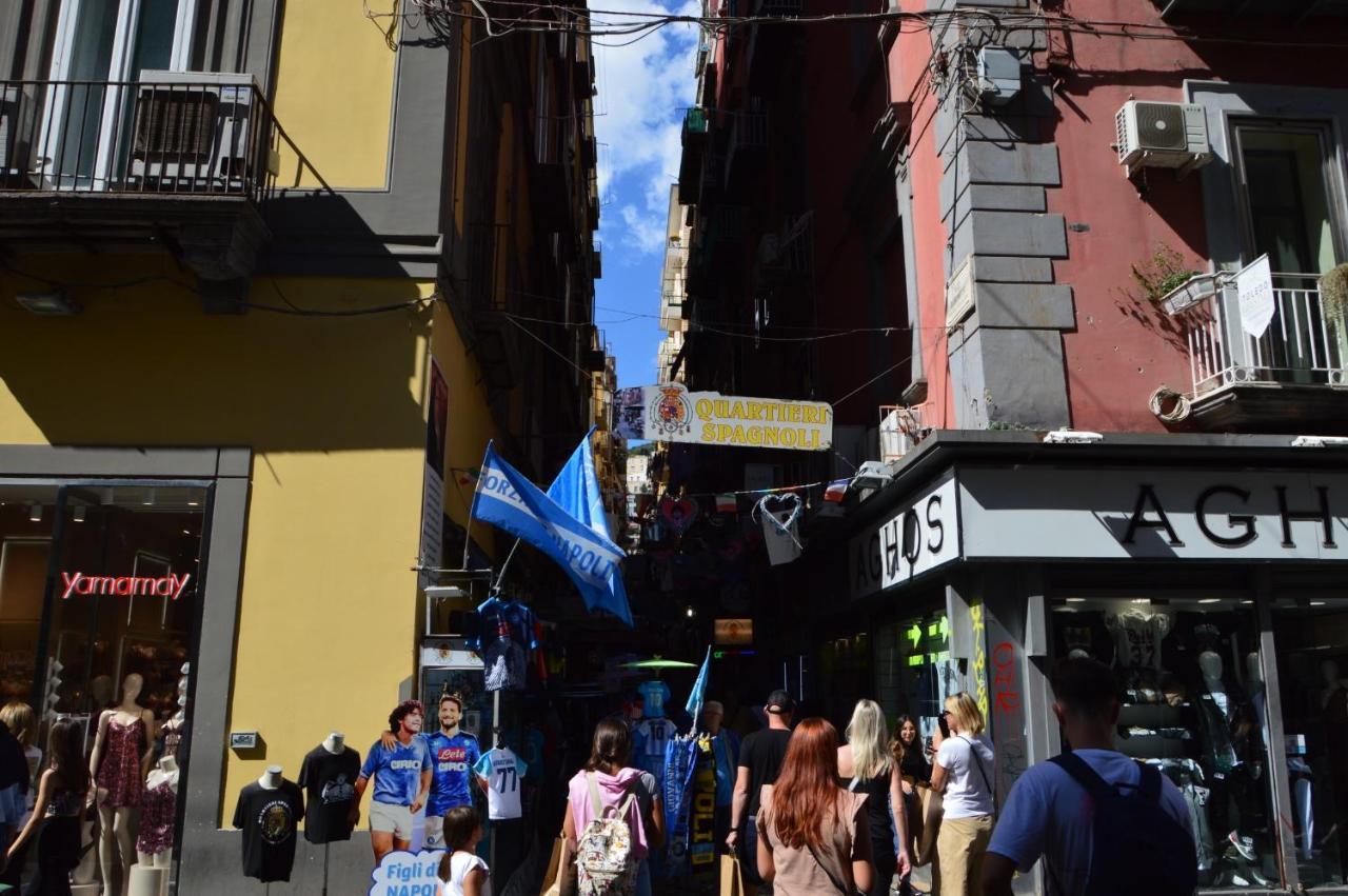 House Vico Lungo A Toledo Panzió Nápoly Kültér fotó